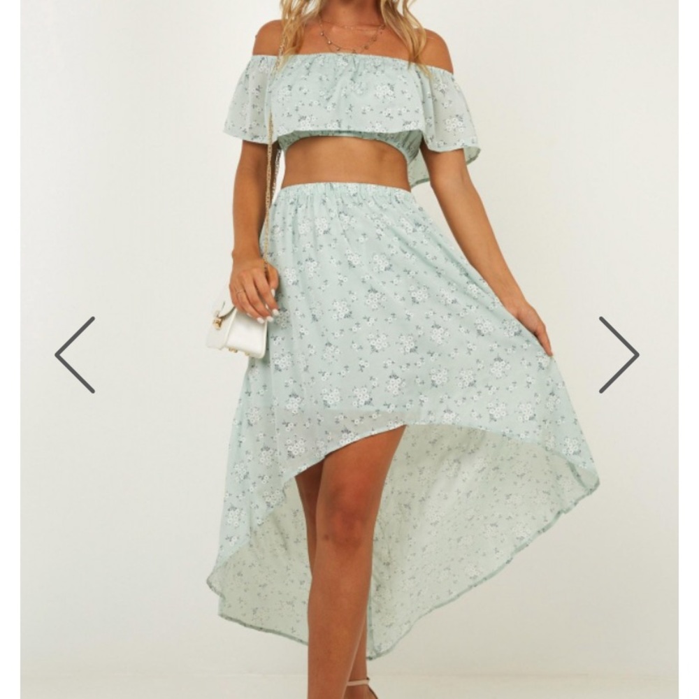 FLASH SALE Showpo NWT summer two piece set